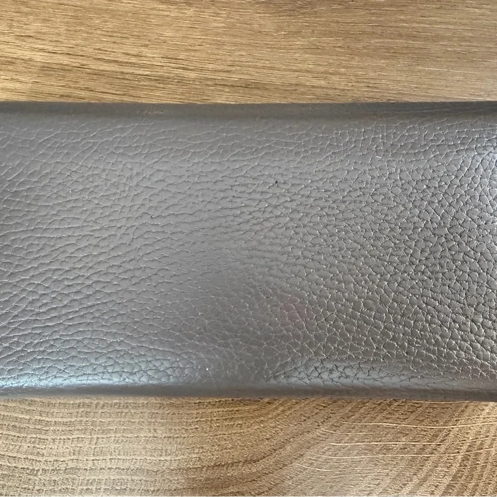 Leather Chain Strap Crossbody Bag in Black - Picture 8 of 9